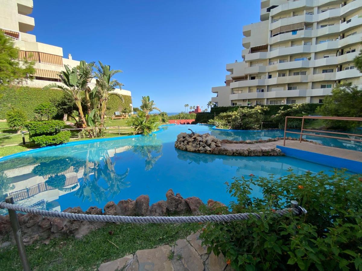 Modern Sea View Studio In Benal Beach Benalmádena Eksteriør billede