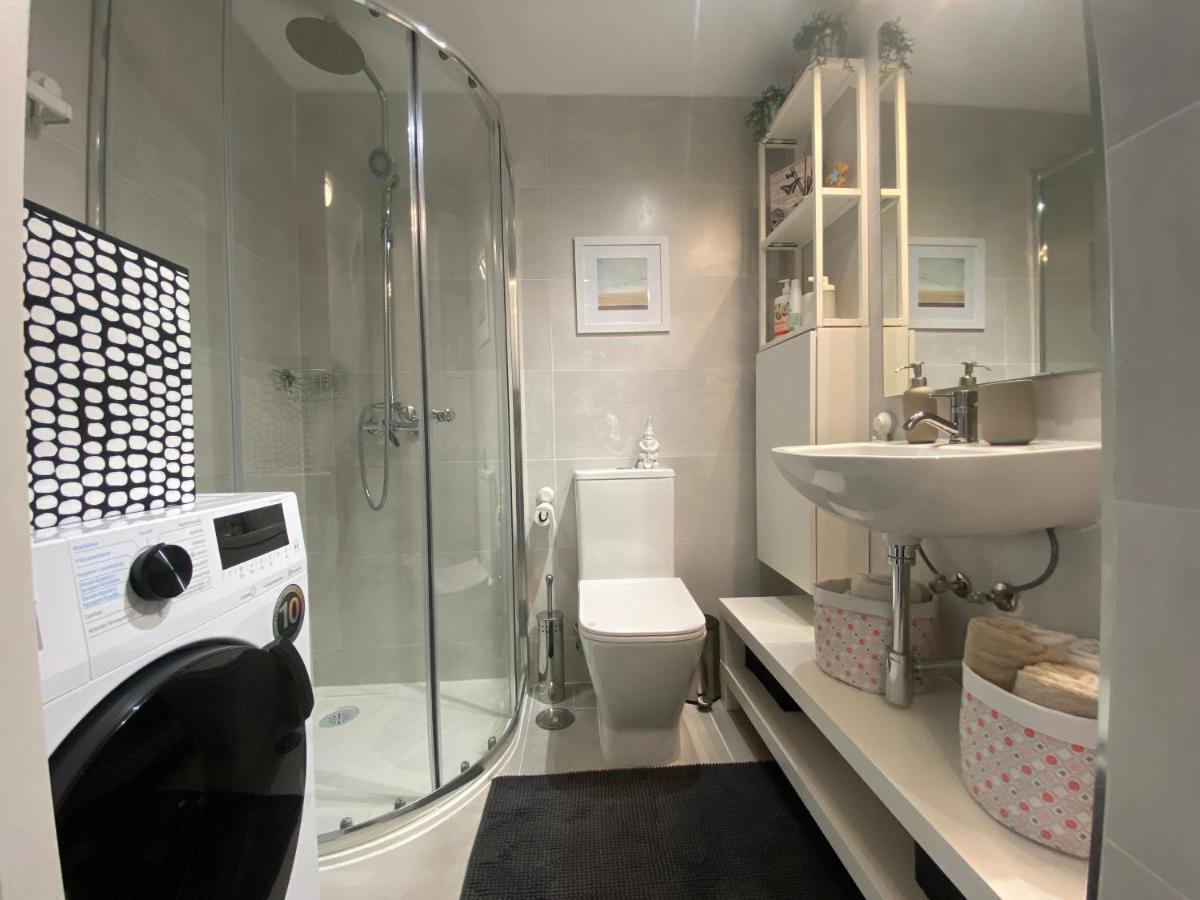 Modern Sea View Studio In Benal Beach Benalmádena Eksteriør billede