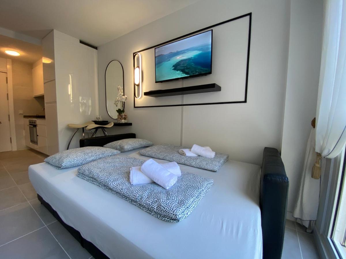 Modern Sea View Studio In Benal Beach Benalmádena Eksteriør billede